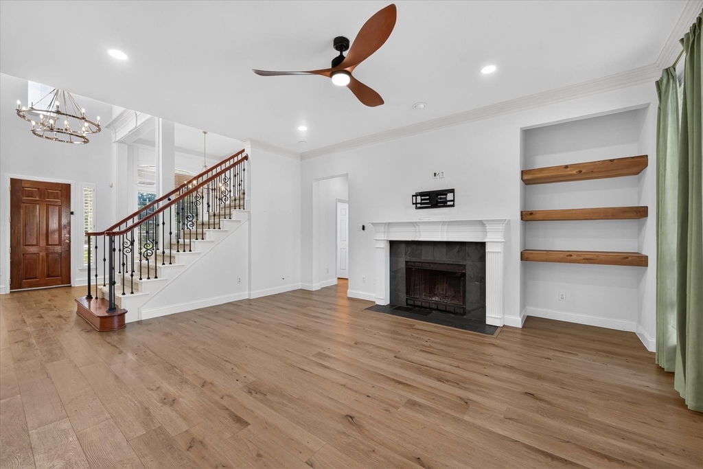 10601 Whispering Pines Drive - Photo 4