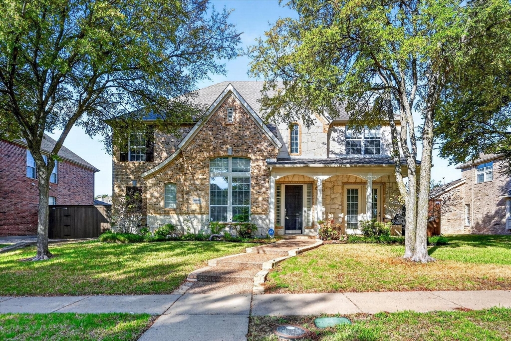 10601 Whispering Pines Drive - Photo 1