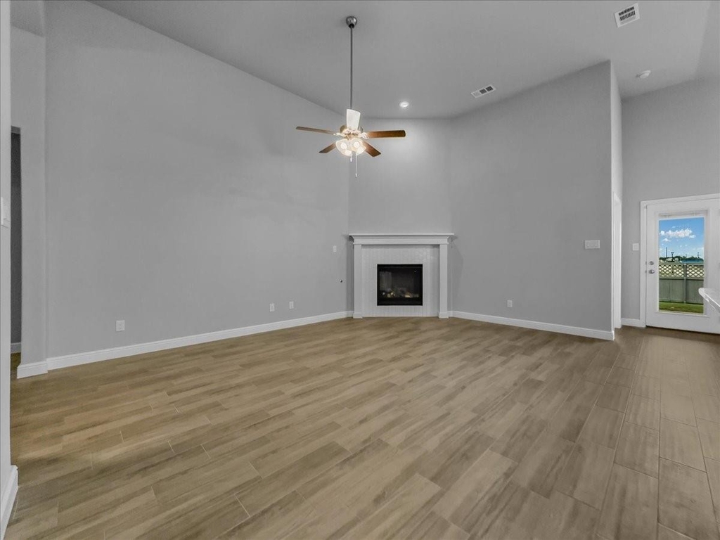 1605 Camp Court - Photo 4