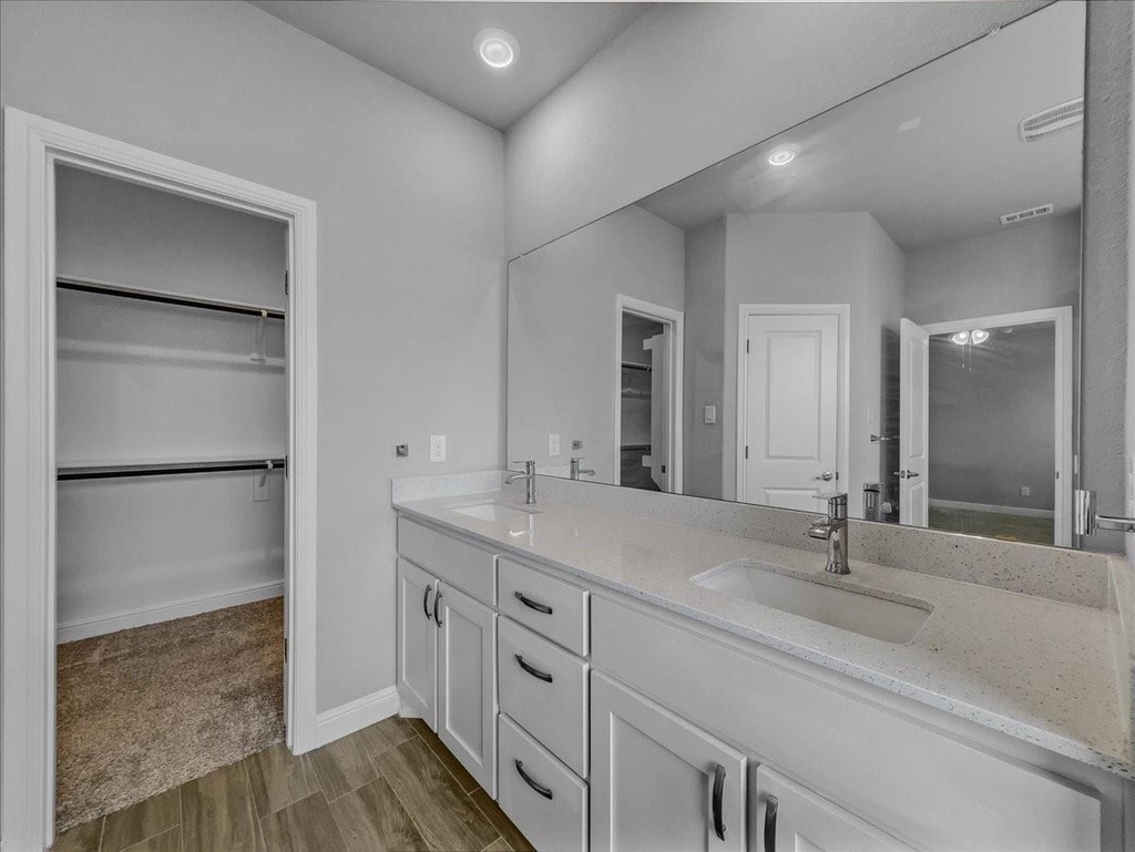 1605 Camp Court - Photo 12