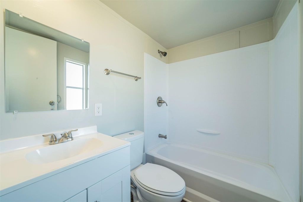 4329 Kaywood Drive - Photo 9