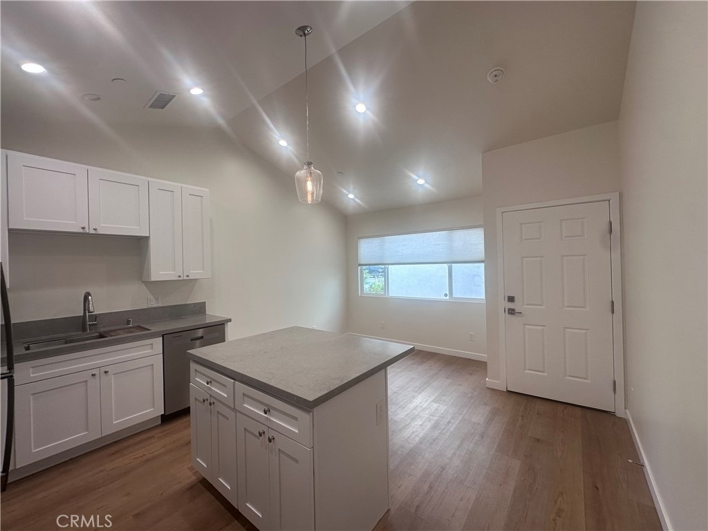 1623 S Atlantic - Photo 2