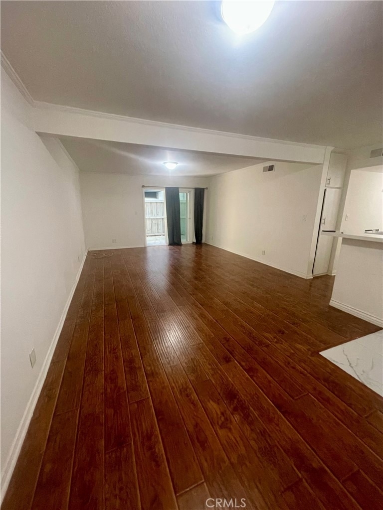 18620 Hatteras St, #102 - Photo 4