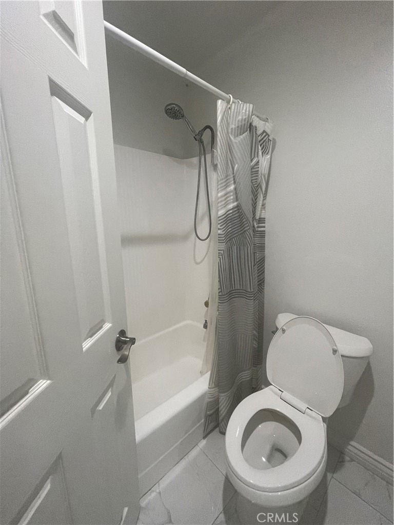 18620 Hatteras St, #102 - Photo 13