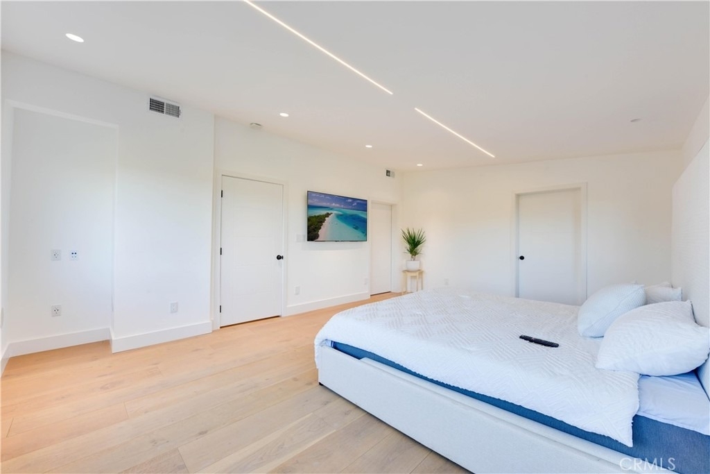 5137 Campo Rd - Photo 10