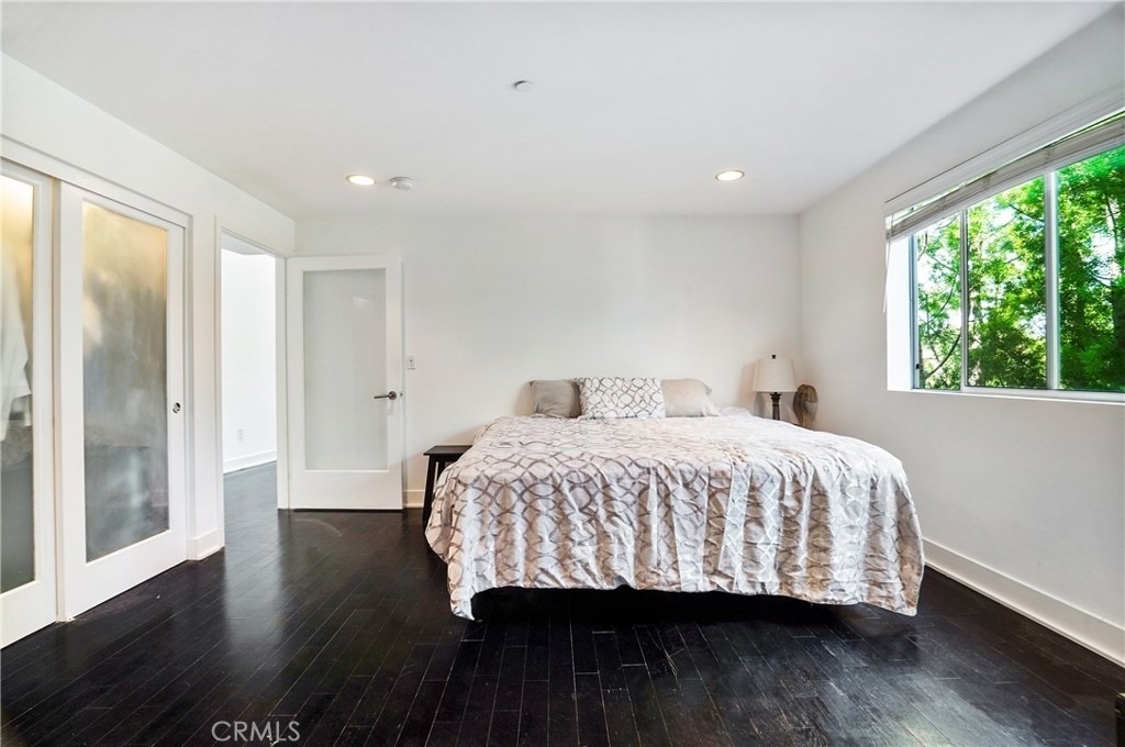 12837 Moorpark Street - Photo 15
