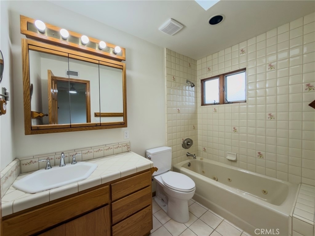 2045 W 230th - Photo 15
