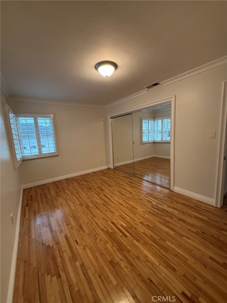 2419 Marshallfield Lane - Photo 7