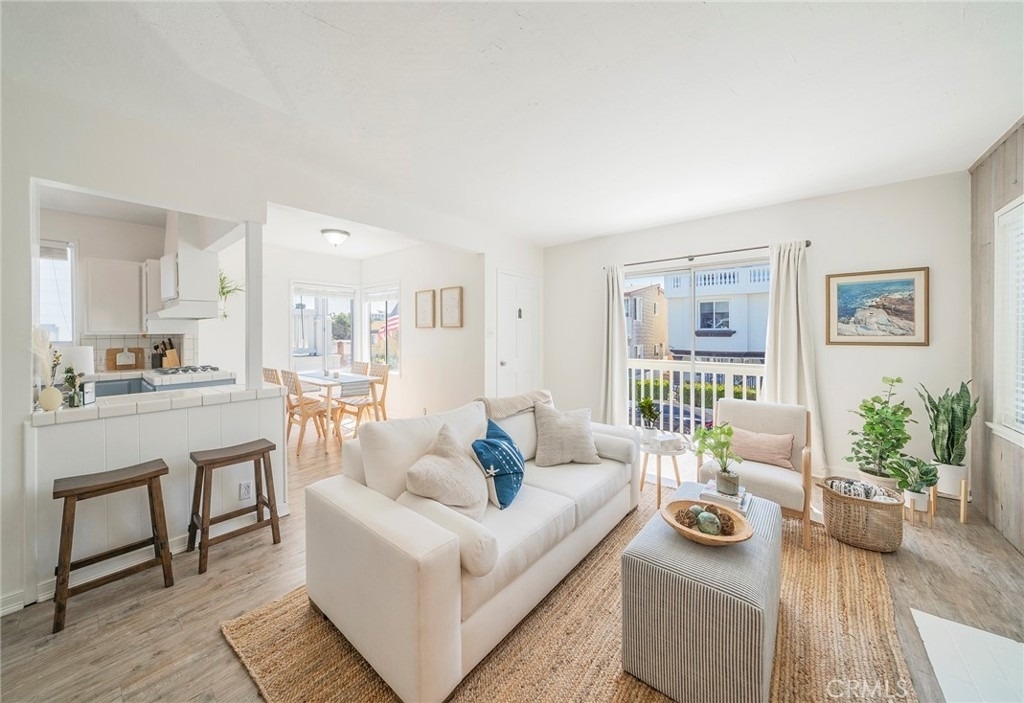 333 28th Street - Photo 0
