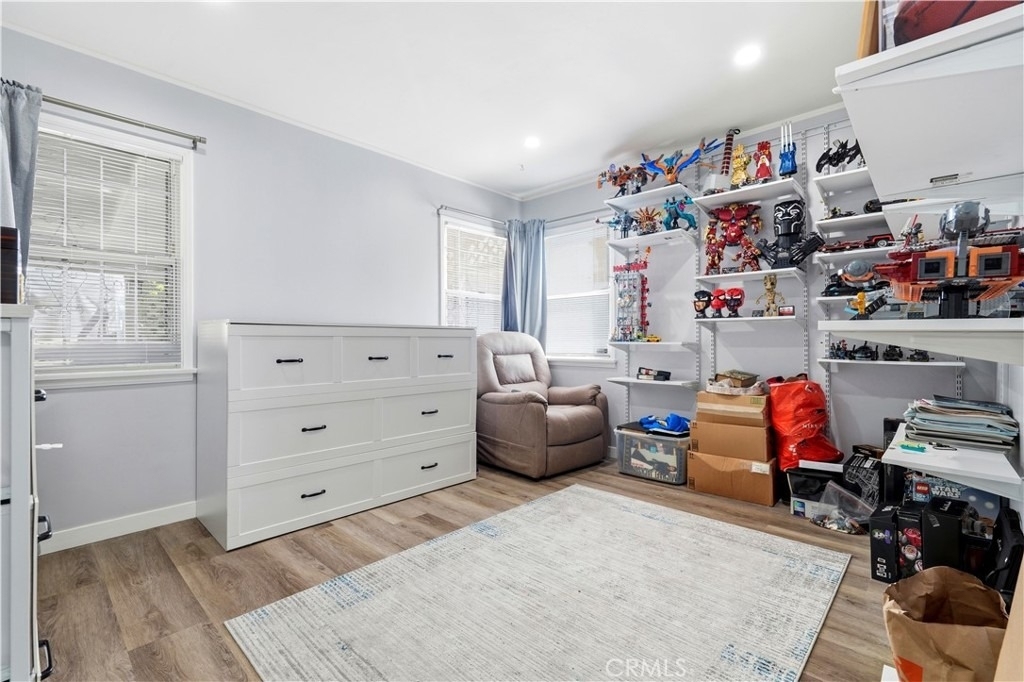 711 Stepney Street - Photo 5