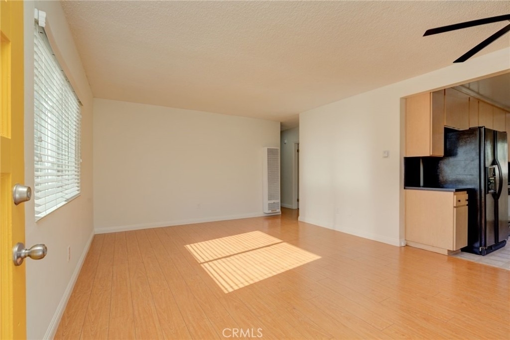 1913 Huntington Lane - Photo 6