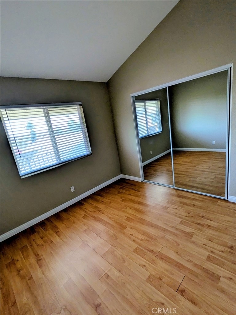 1764 Freeman Avenue - Photo 6