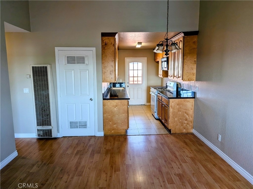1764 Freeman Avenue - Photo 1