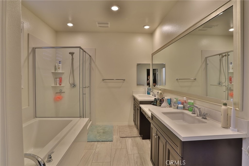3144 E Yellowstone - Photo 7