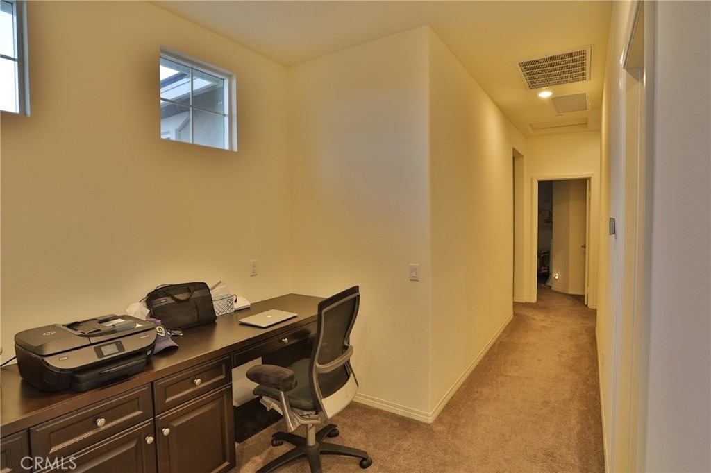 3144 E Yellowstone - Photo 14