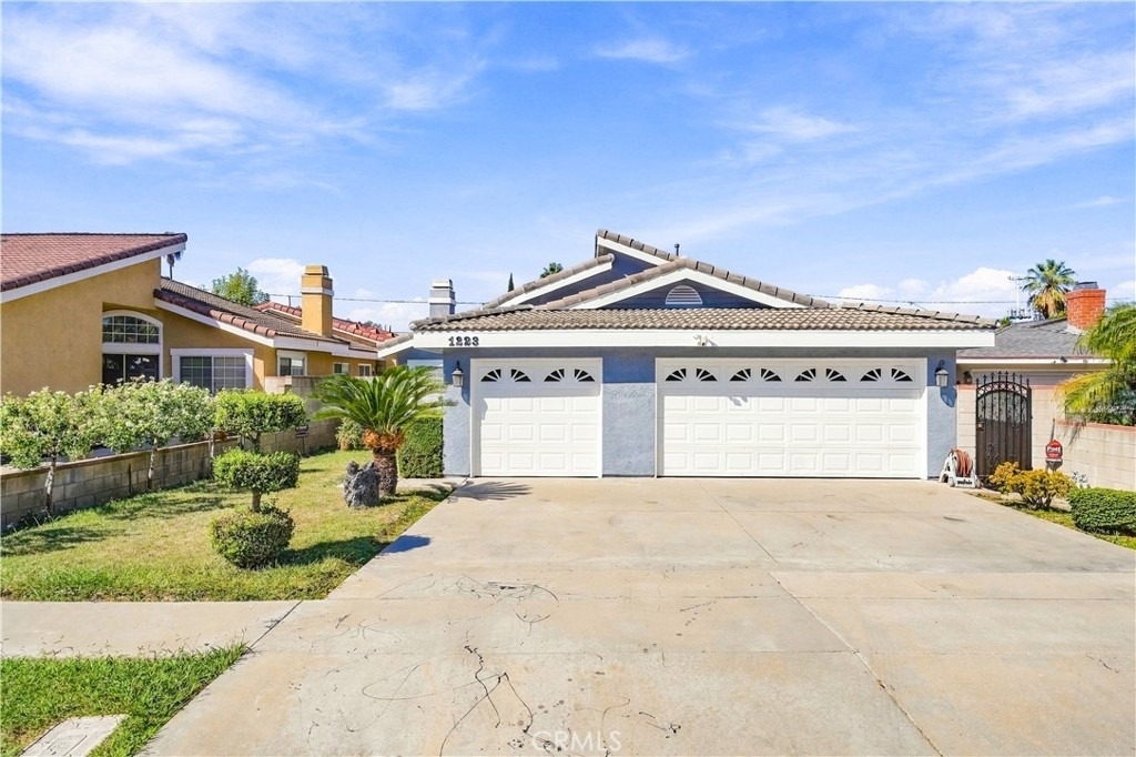 1223 Galemont Avenue - Photo 27