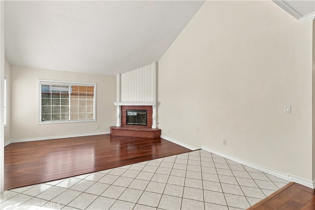 1223 Galemont Avenue - Photo 2