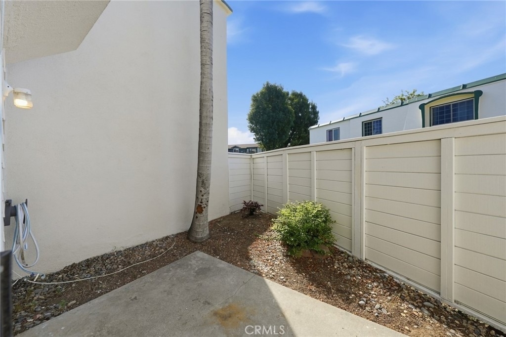 8141 Firth - Photo 17