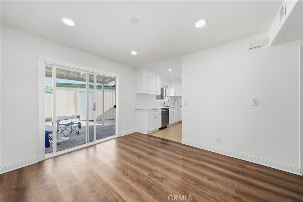 8141 Firth - Photo 9