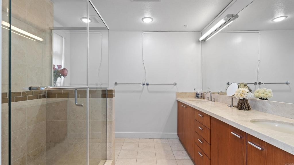 1199 Pacific Highway - Photo 29