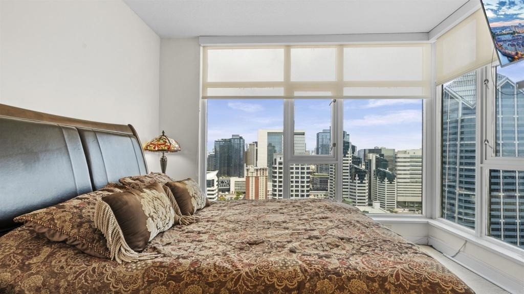1199 Pacific Highway - Photo 27