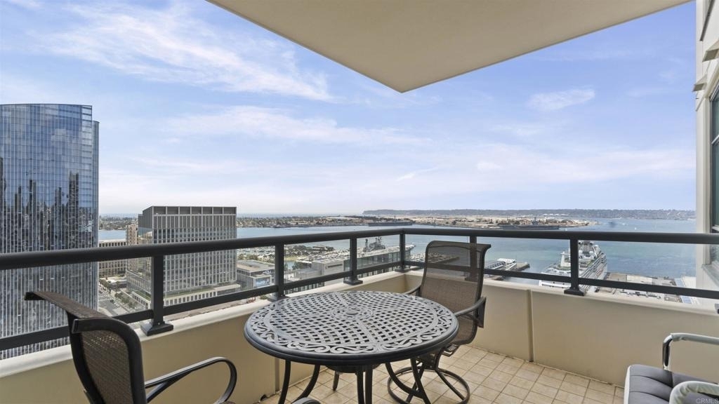 1199 Pacific Highway - Photo 12