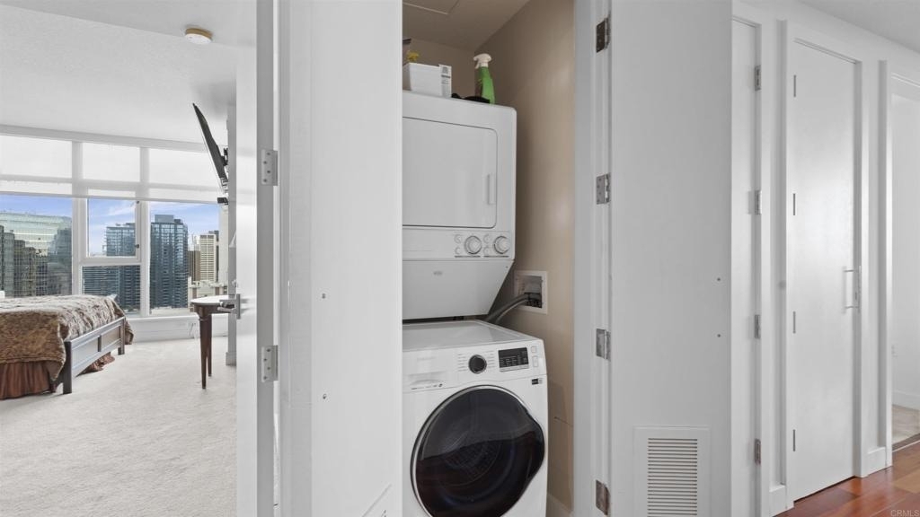 1199 Pacific Highway - Photo 36