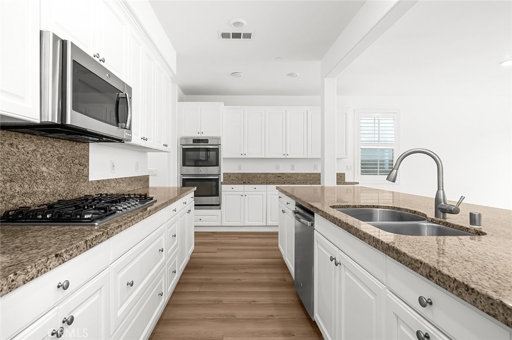 3694 S Grower Avenue - Photo 9