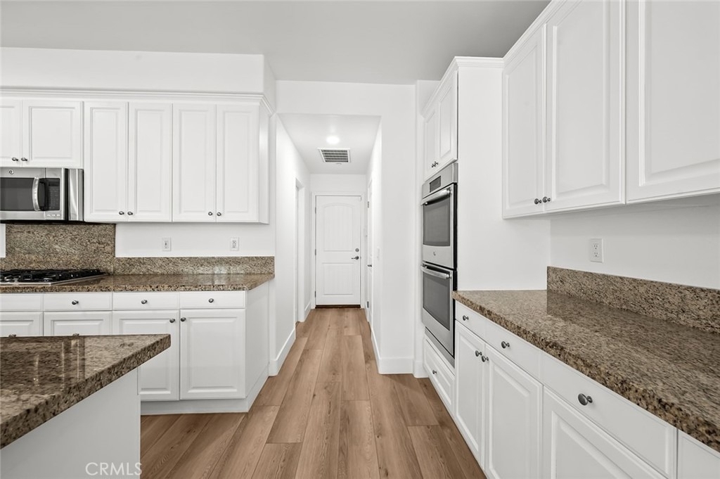 3694 S Grower Avenue - Photo 14