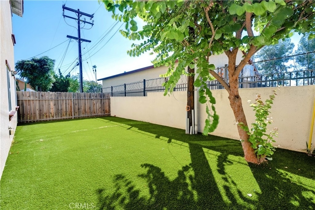 1420 S Euclid Ave - Photo 59