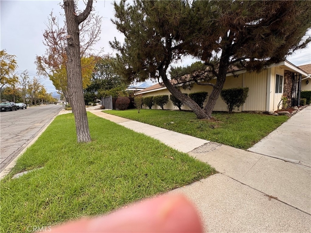 967 W 13th - Photo 41