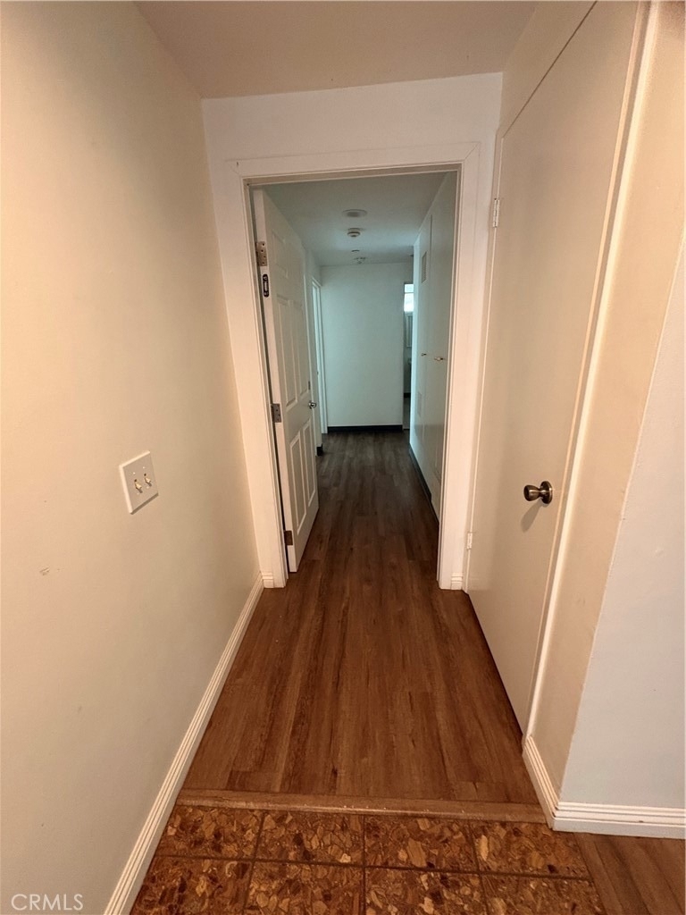 967 W 13th - Photo 5