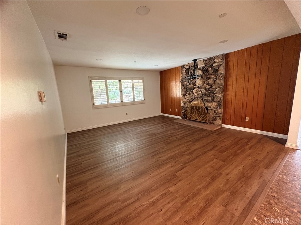 967 W 13th - Photo 4