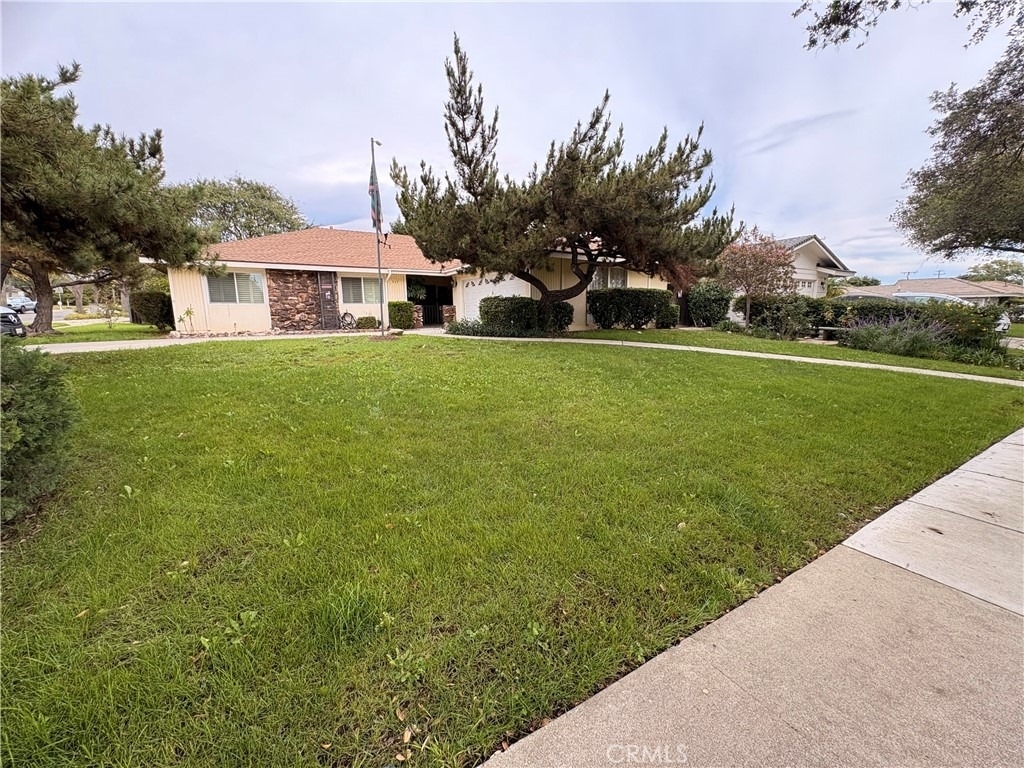 967 W 13th - Photo 35