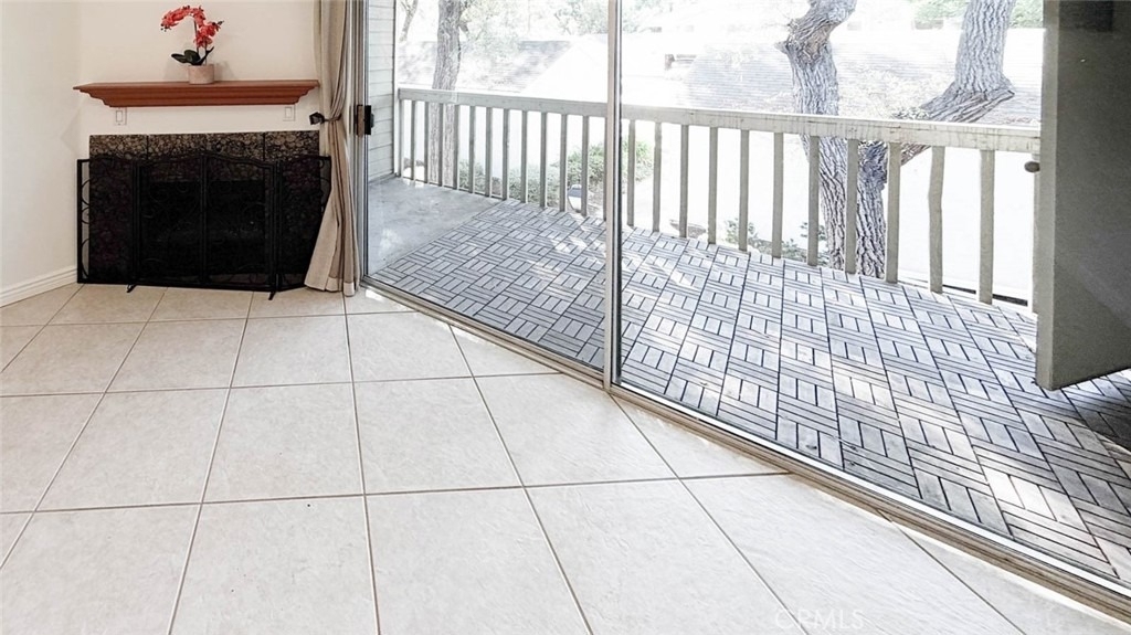 23472 Cambridge Road - Photo 8