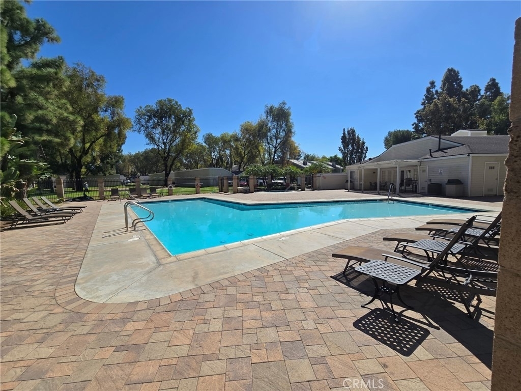 23472 Cambridge Road - Photo 30