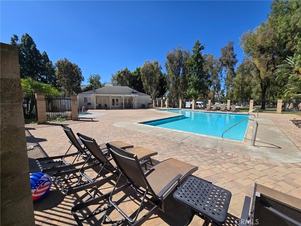 23472 Cambridge Road - Photo 29