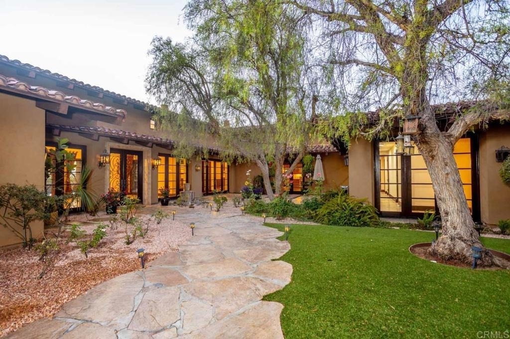 7844 Sendero Angelica - Photo 32