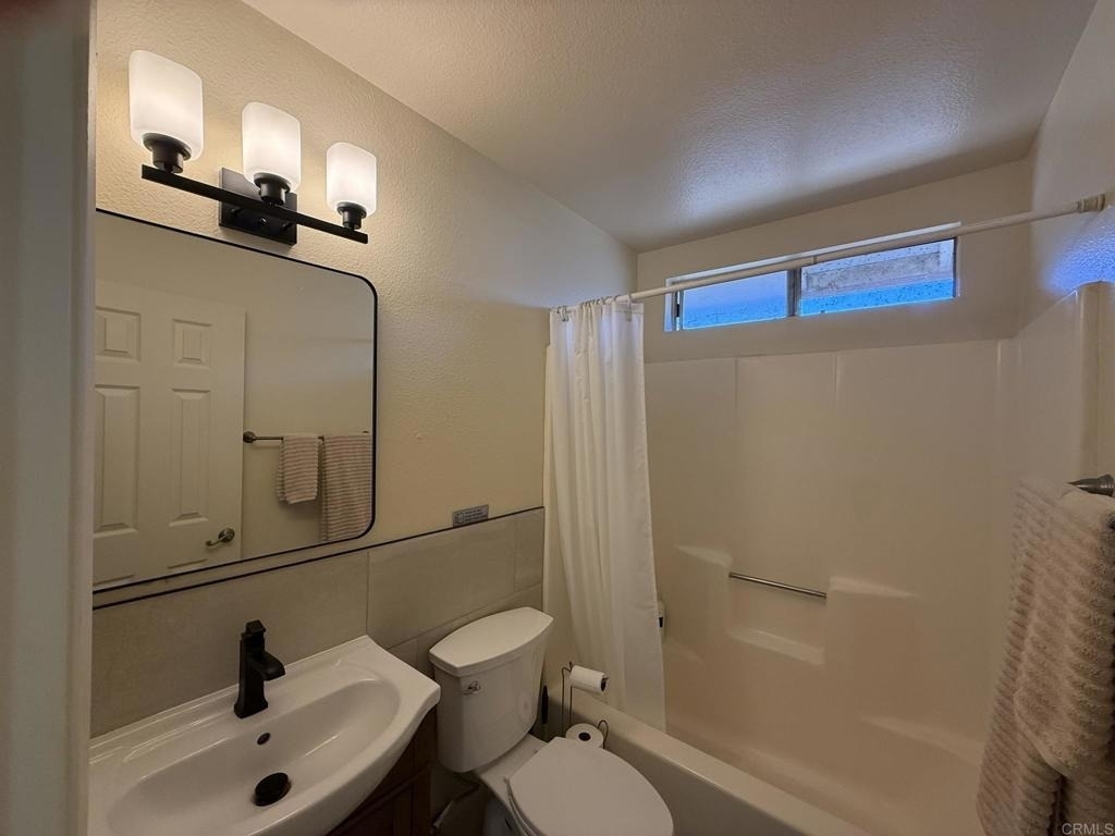 4558 Golden Ridge Drive - Photo 11