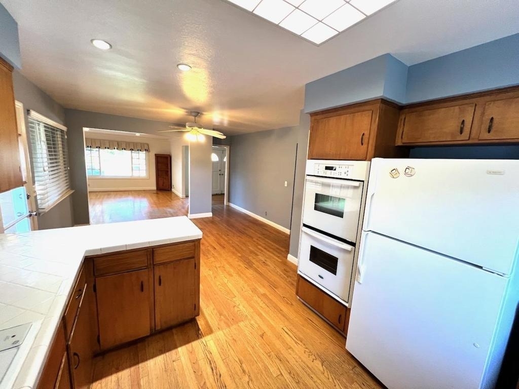 1586 Edmond Court - Photo 4