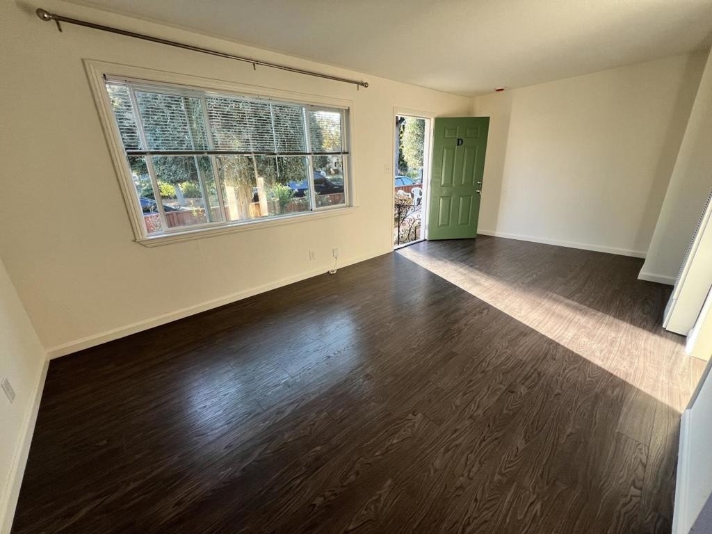 212 12th Avenue - Photo 3