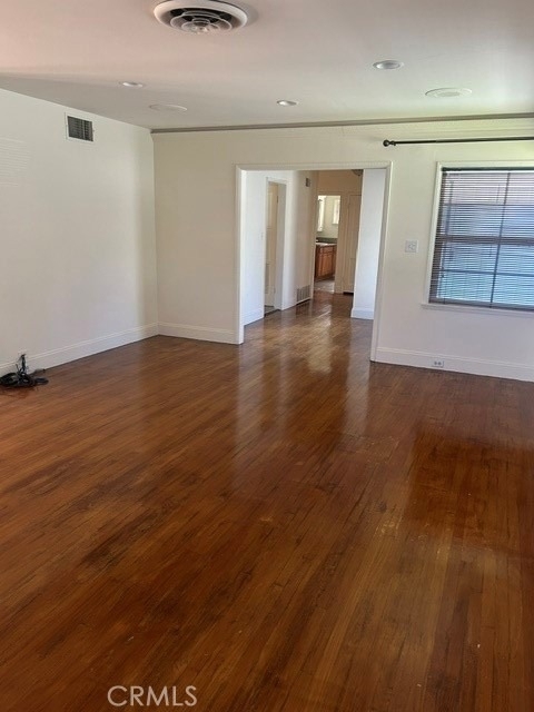 5056 Woodman Avenue - Photo 11