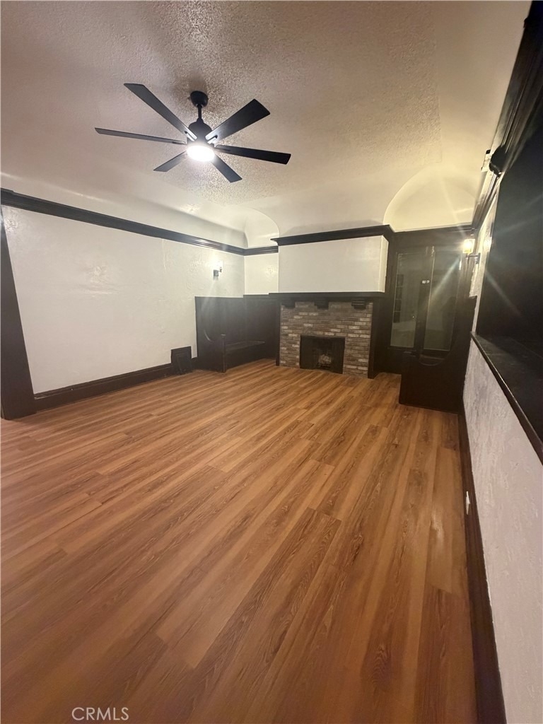 2336 W 23rd - Photo 8