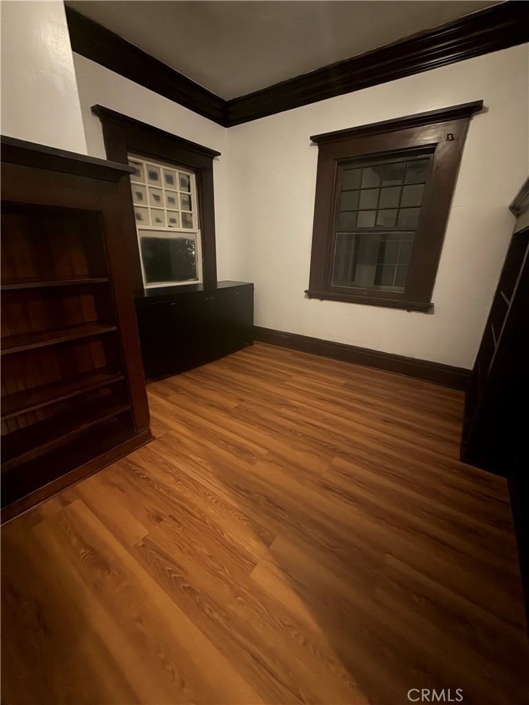 2336 W 23rd - Photo 3