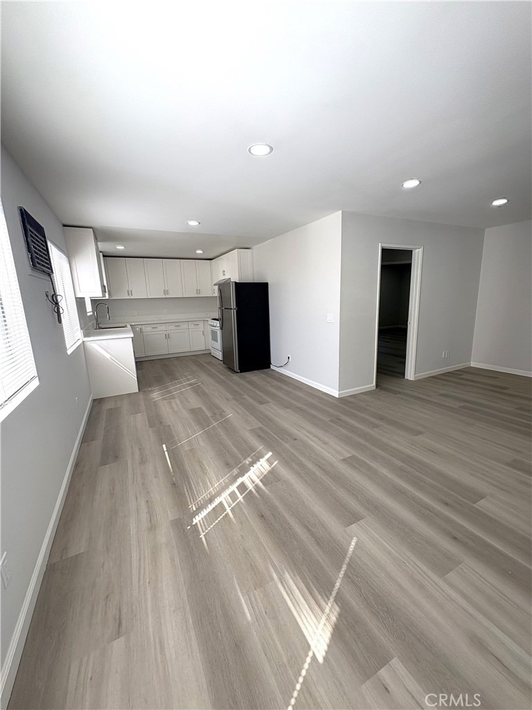 507 N Serrano Avenue - Photo 3