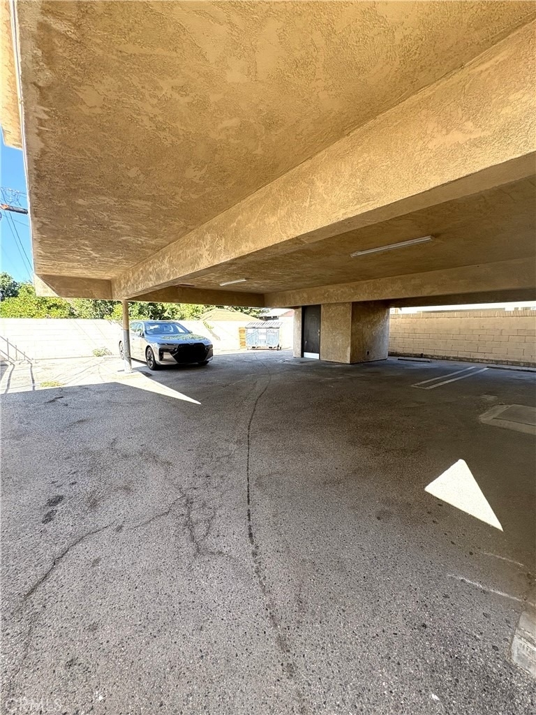 507 N Serrano Avenue - Photo 20
