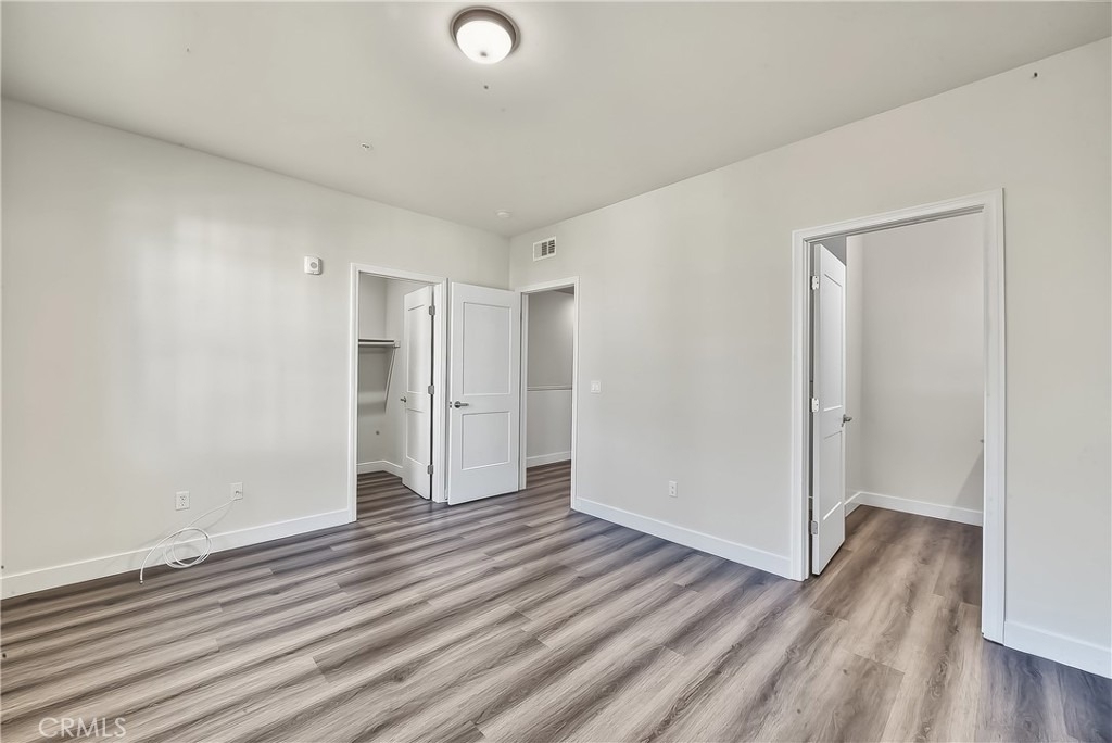 501 W Foothill Boulevard - Photo 21
