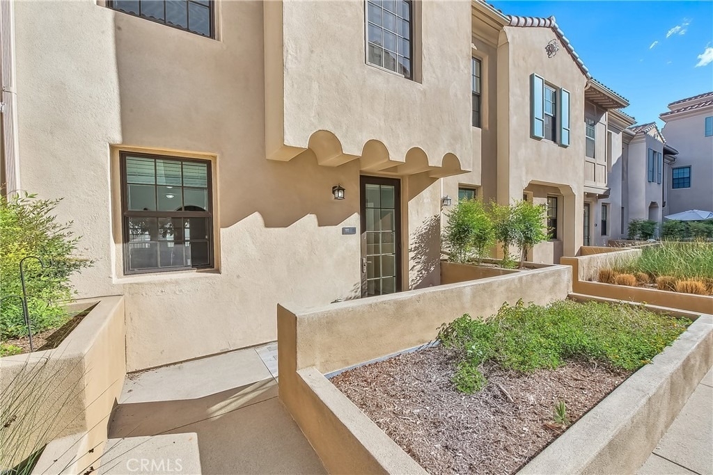 501 W Foothill Boulevard - Photo 32