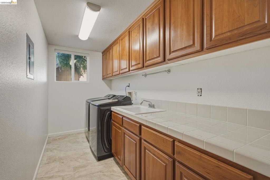 370 Dante Ct - Photo 9