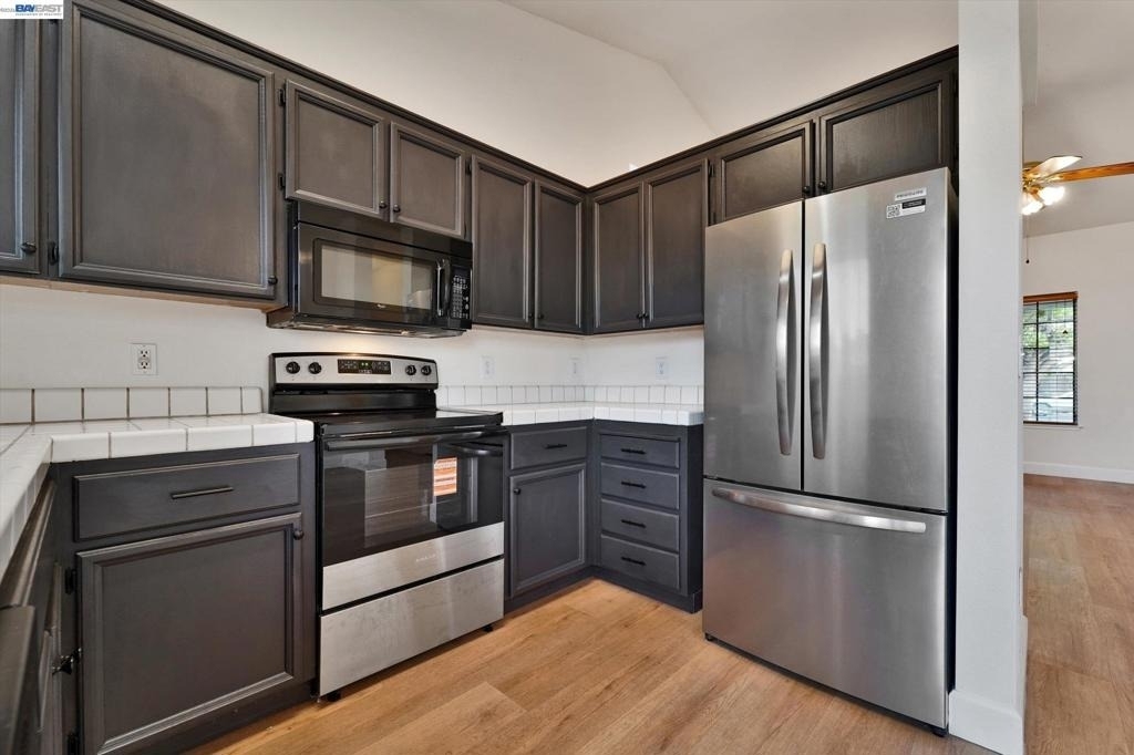 5055 Teixeira Way - Photo 4